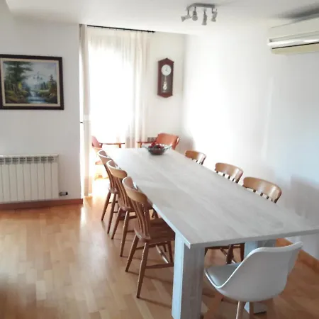 Precioso Duplex Cal Richi Apartment
